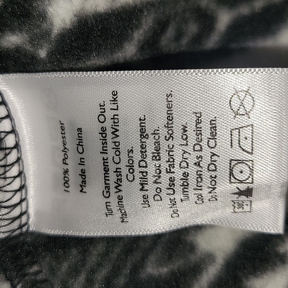 EDDIE‎ BAUER Fleece Pullover Aztec Print Quarter Zip Cozy Comfy  Black Gray XXL - Picture 6 of 6